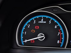宝骏610 2014款 CROSS 1.5L 自动 豪华型