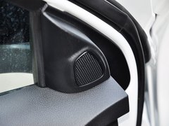 宝骏610 2014款 CROSS 1.5L 自动 豪华型