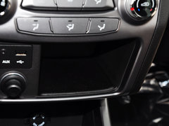柯兰多 2015款 2.0L 自动 汽油四驱致纯版