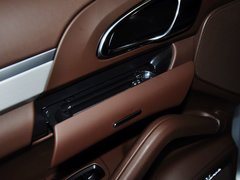卡宴 2015款 Cayenne Turbo 4.8T 5座