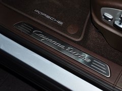 卡宴 2015款 Cayenne Turbo 4.8T 5座