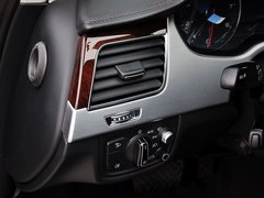 奥迪A8 2014款 50 TFSI quattro豪华型