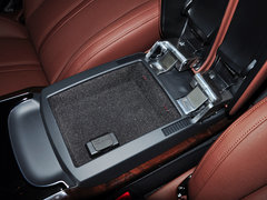 奥迪A8 2014款 45 TFSI quattro专享型
