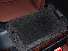 奥迪A8 2014款 45 TFSI quattro专享型
