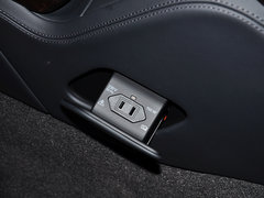 奥迪A8 2014款 45 TFSI quattro专享型