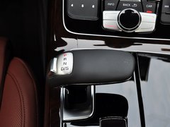 奥迪A8 2014款 45 TFSI quattro豪华型