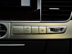 奥迪A8 2014款 45 TFSI quattro舒适型