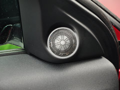 揽胜极光（进口） 2015款 2.0T 5门 耀享版