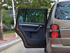 途安 2015款 1.4TSI 自动 旗舰版 5座