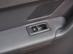 途安 2015款 1.4TSI 自动 舒适版 5座