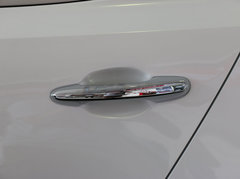 起亚K4 2014款 2.0L 自动 LUX