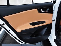起亚K4 2014款 2.0L 自动 LUX