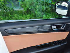 中华V5 2014款 1.5T 自动 四驱尊贵型 5座