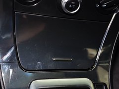 中华V5 2014款 1.5T 自动 四驱尊贵型 5座