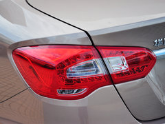 中华H530 2014款 1.5T 自动 豪华型