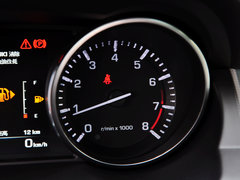 揽胜极光（进口） 2015款 2.0T 倾橙限量版 5座