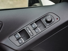 途观 2015款 1.8TSI 自动 两驱30周年纪念版 5座