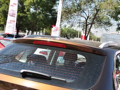 中华V5 2014款 1.5T 自动 两驱运动型 5座
