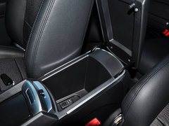 MG6 2015款 1.8T 90周年赛道冠军版精英型