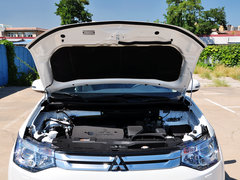 欧蓝德（进口） 2014款 2.4L CVT 四驱豪华超值版 5座