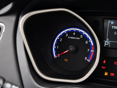 豪情（SUV） 2014款 2.4L 自动 两驱尊贵型 7座