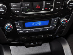 豪情（SUV） 2014款 2.4L 自动 两驱尊贵型 7座