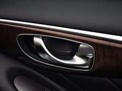 英菲尼迪Q50L 2015款 2.0T 豪华型