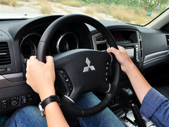 帕杰罗 2015款 3.0L 自动 精英超越版 国V 7座