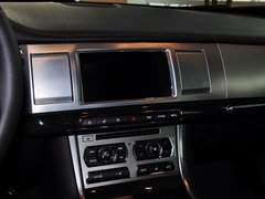 捷豹XF 2015款 3.0 SC R-Sport 豪华版
