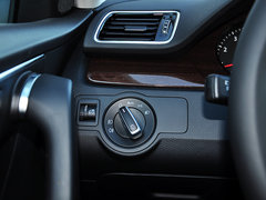 迈腾 2015款 2.0TSI 尊贵型