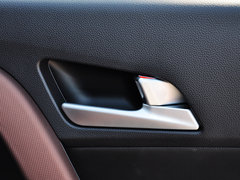 现代ix25 2015款 2.0L 自动 四驱尊贵型 GLX 5座