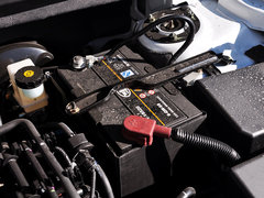 奔腾X80 2015款 2.0L 手动 豪华型 5座