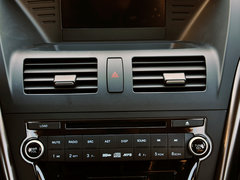奔腾X80 2015款 2.0L 手动 豪华型 5座