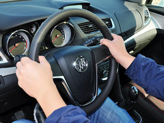 昂科拉 2015款 1.4T 手动 两驱都市进取型 5座