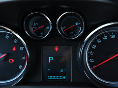 昂科拉 2015款 1.4T 自动 两驱都市精英型 5座