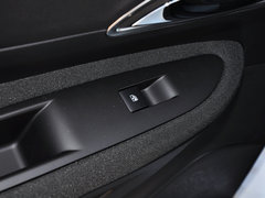 昂科拉 2015款 1.4T 自动 两驱都市精英型 5座