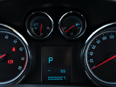 昂科拉 2015款 1.4T 自动 两驱都市领先型 5座