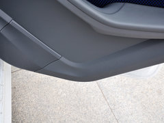 福克斯 2014款 两厢经典 1.8L 自动 酷白典藏版