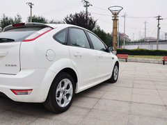 福克斯 2014款 两厢经典 1.8L 自动 酷白典藏版