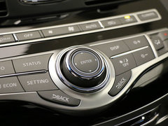 英菲尼迪Q70 2015款 Q70S 基本型