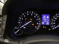 英菲尼迪Q70 2015款 Q70S 基本型