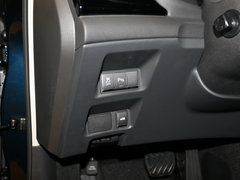 英菲尼迪Q70 2015款 Q70S 基本型