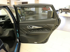英菲尼迪Q70 2015款 Q70S 基本型