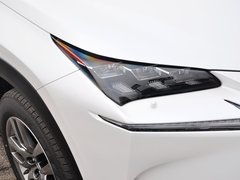 雷克萨斯NX 2015款 300h 锋致版 全驱 5座