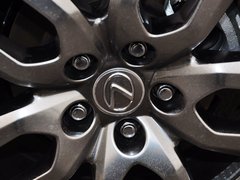 雷克萨斯NX 2015款 300h 锋致版 全驱 5座