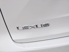 雷克萨斯NX 2015款 300h 锋致版 全驱 5座