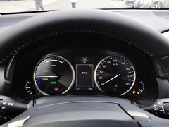 雷克萨斯NX 2015款 300h 锋尚版 前驱 5座