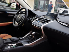 雷克萨斯NX 2015款 300h 锋尚版 前驱 5座