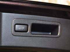 雷克萨斯NX 2015款 300h 锋尚版 前驱 5座
