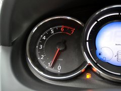 风朗 2015款 2.0L CVT 时尚版